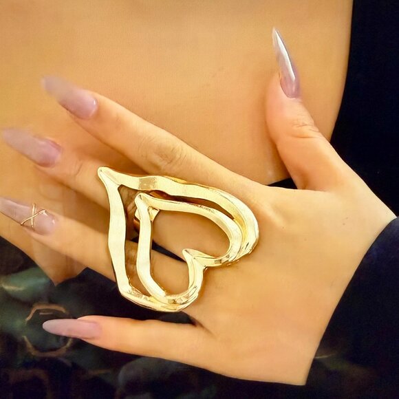 NEW Exaggerated Large Hollow Double Hearts Adjustable Ring - Picture 3 of 8